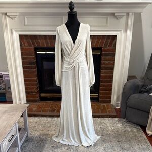 NWT-Betsy & Adam Cream White Silver Glitter Formal Gown Wedding Long Sleeve 12P